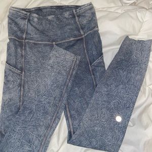 Lululemon leggings size 4